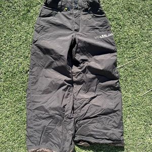Volcom youth snowboard pants. XS